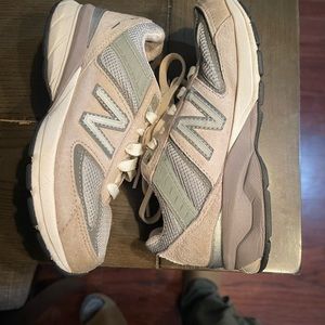 Kids new balance 990v5